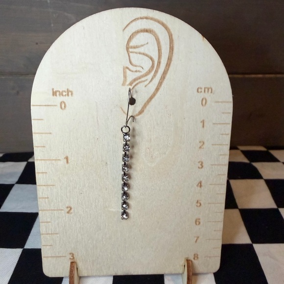 “Classic Bling” Rhinestone Dangle Earrings - Picture 7 of 7